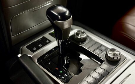 Toyota Land Cruiser 200, 2016 год, 4 987 000 рублей, 16 фотография