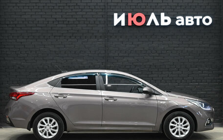 Hyundai Solaris II рестайлинг, 2017 год, 1 100 000 рублей, 9 фотография