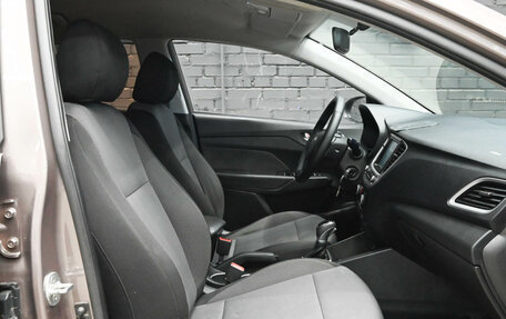 Hyundai Solaris II рестайлинг, 2017 год, 1 100 000 рублей, 10 фотография