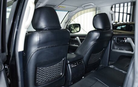 Toyota Land Cruiser 200, 2013 год, 4 799 000 рублей, 18 фотография