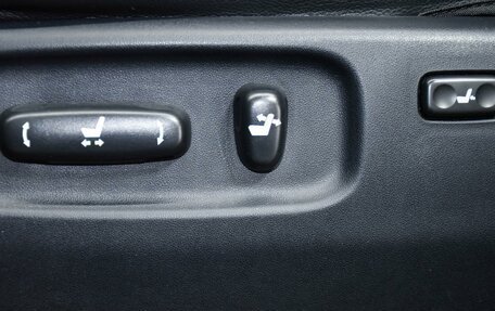 Toyota Land Cruiser 200, 2013 год, 4 799 000 рублей, 30 фотография