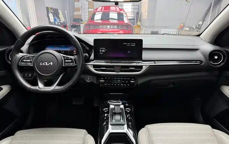 KIA K3, 2023 год, 1 650 000 рублей, 14 фотография