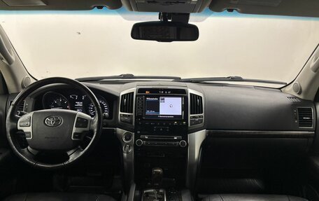 Toyota Land Cruiser 200, 2012 год, 3 595 000 рублей, 17 фотография