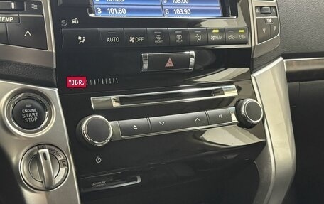 Toyota Land Cruiser 200, 2012 год, 3 595 000 рублей, 15 фотография