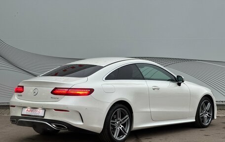 Mercedes-Benz E-Класс, 2019 год, 4 400 000 рублей, 9 фотография