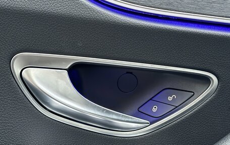 Mercedes-Benz E-Класс, 2019 год, 4 400 000 рублей, 23 фотография