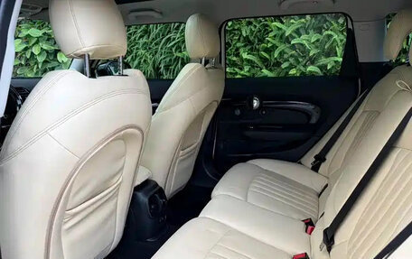 MINI Clubman, 2023 год, 2 650 000 рублей, 15 фотография