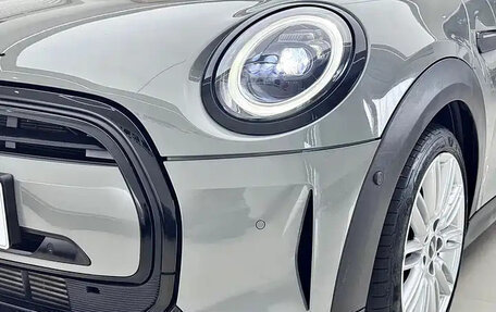 MINI Hatch, 2023 год, 2 750 000 рублей, 4 фотография