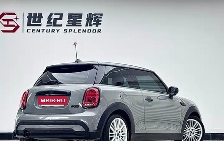 MINI Hatch, 2023 год, 2 750 000 рублей, 10 фотография