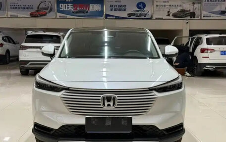 Honda Vezel, 2023 год, 2 190 000 рублей, 2 фотография