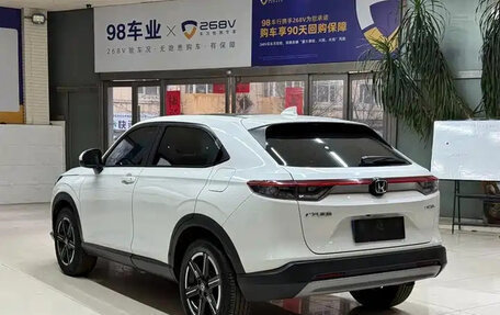 Honda Vezel, 2023 год, 2 190 000 рублей, 7 фотография