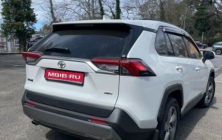 Toyota RAV4, 2019 год, 3 450 000 рублей, 1 фотография