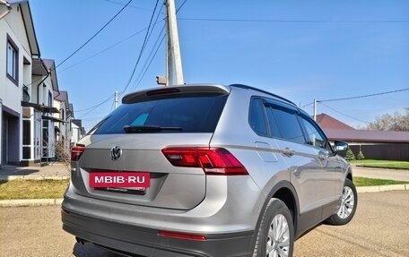 Volkswagen Tiguan II, 2019 год, 2 650 000 рублей, 3 фотография