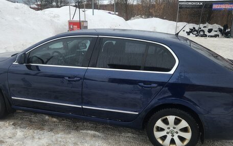 Skoda Superb III рестайлинг, 2009 год, 650 000 рублей, 4 фотография