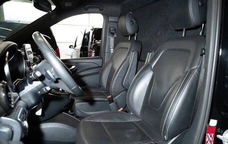 Mercedes-Benz V-Класс, 2019 год, 5 200 000 рублей, 2 фотография