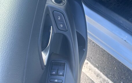 Volkswagen Polo VI (EU Market), 2019 год, 1 400 000 рублей, 12 фотография