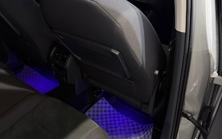 Volkswagen Tiguan II, 2019 год, 3 390 000 рублей, 7 фотография