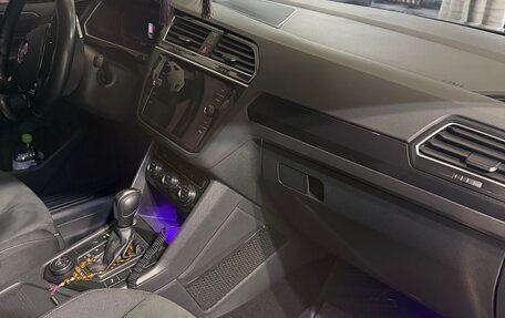 Volkswagen Tiguan II, 2019 год, 3 390 000 рублей, 8 фотография