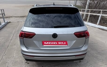 Volkswagen Tiguan II, 2019 год, 3 390 000 рублей, 16 фотография