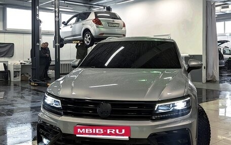 Volkswagen Tiguan II, 2019 год, 3 390 000 рублей, 13 фотография