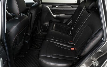 Haval H6, 2017 год, 1 350 000 рублей, 16 фотография