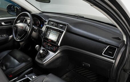 Haval H6, 2017 год, 1 350 000 рублей, 17 фотография