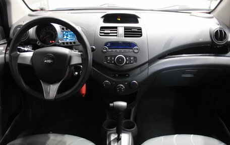 Chevrolet Spark III, 2011 год, 598 000 рублей, 6 фотография