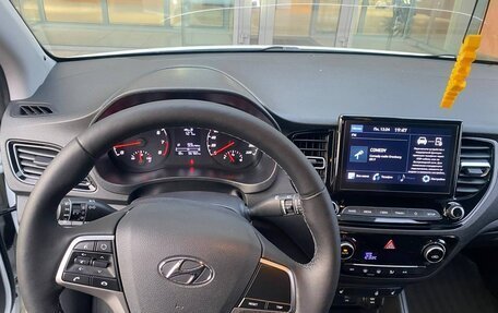 Hyundai Solaris II рестайлинг, 2020 год, 1 570 000 рублей, 8 фотография