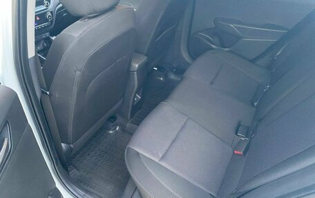 Hyundai Solaris II рестайлинг, 2020 год, 1 570 000 рублей, 13 фотография