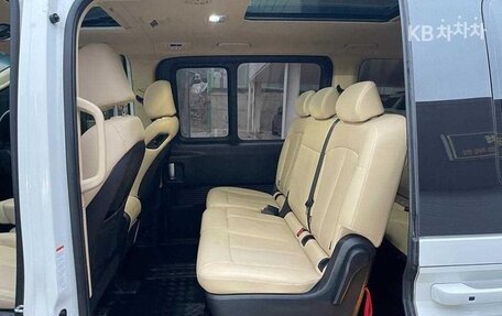 Hyundai Staria, 2024 год, 4 468 000 рублей, 5 фотография