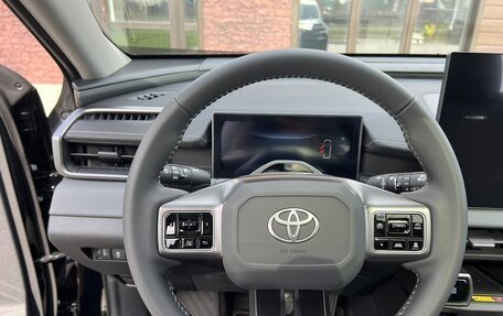 Toyota RAV4, 2025 год, 4 650 000 рублей, 10 фотография