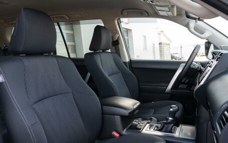 Toyota Land Cruiser Prado 150 рестайлинг 2, 2020 год, 4 515 000 рублей, 13 фотография