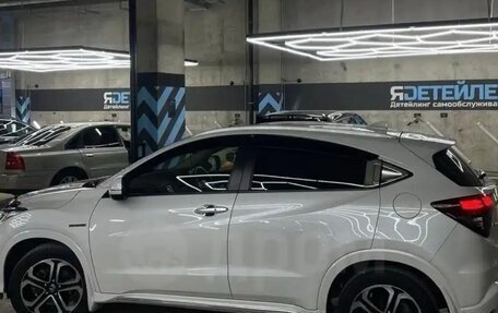 Honda Vezel, 2018 год, 1 800 000 рублей, 7 фотография