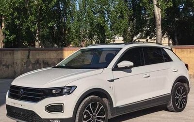 Volkswagen T-Roc I, 2022 год, 1 650 000 рублей, 1 фотография