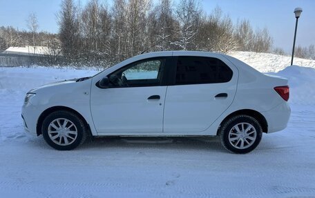 Renault Logan II, 2019 год, 710 000 рублей, 3 фотография