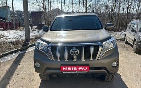 Toyota Land Cruiser Prado 150 рестайлинг 2, 2017 год, 3 500 000 рублей, 1 фотография