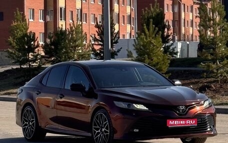 Toyota Camry, 2018 год, 2 990 000 рублей, 1 фотография