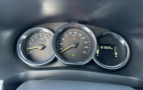 Renault Logan II, 2019 год, 710 000 рублей, 26 фотография