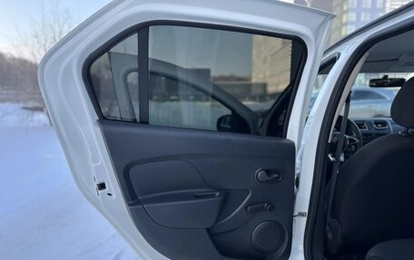 Renault Logan II, 2019 год, 710 000 рублей, 20 фотография