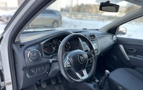 Renault Logan II, 2019 год, 710 000 рублей, 24 фотография
