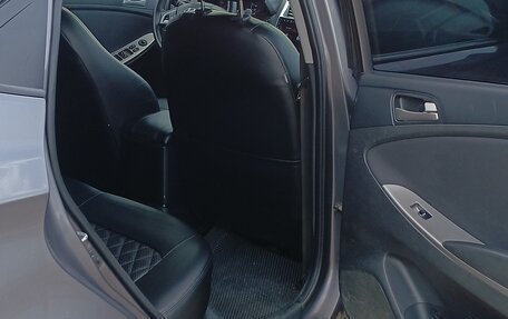 Hyundai Solaris II рестайлинг, 2016 год, 870 000 рублей, 5 фотография