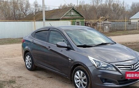 Hyundai Solaris II рестайлинг, 2016 год, 870 000 рублей, 2 фотография