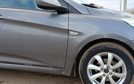 Hyundai Solaris II рестайлинг, 2016 год, 870 000 рублей, 13 фотография