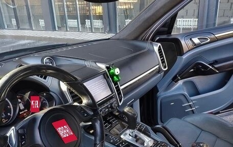 Porsche Cayenne III, 2011 год, 1 700 000 рублей, 15 фотография