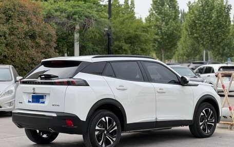 Peugeot 2008 II, 2022 год, 1 520 000 рублей, 6 фотография