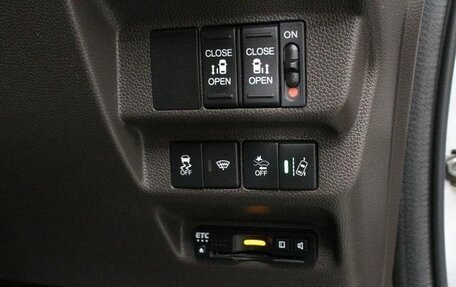 Honda Freed II, 2023 год, 1 476 000 рублей, 15 фотография