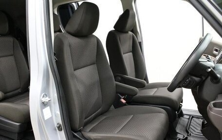 Honda Freed II, 2023 год, 1 476 000 рублей, 10 фотография