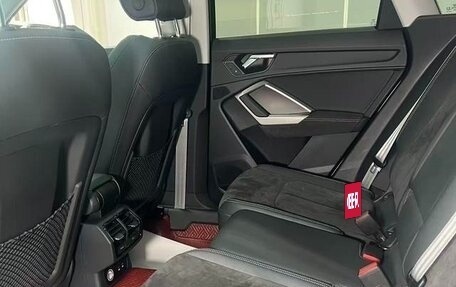 Audi Q3, 2022 год, 2 541 000 рублей, 15 фотография