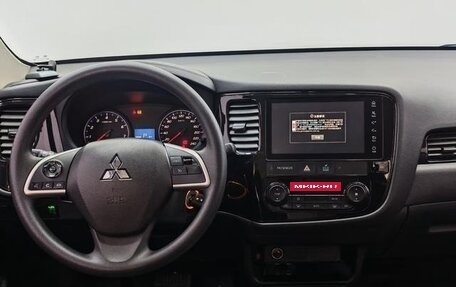 Mitsubishi Outlander III рестайлинг 3, 2021 год, 2 024 000 рублей, 12 фотография