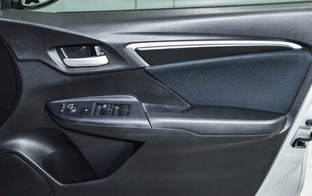 Honda Fit III, 2013 год, 1 050 000 рублей, 19 фотография